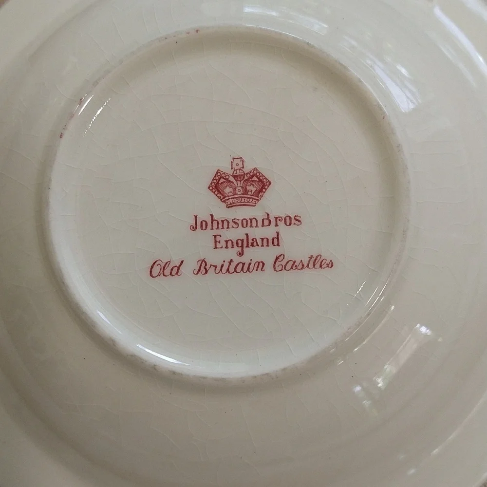 Johnson Brothers England old Britain castles Berry dish bowl 6 1/4